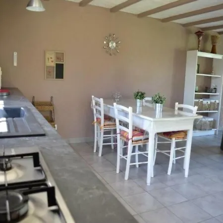House Le Petit Rouby